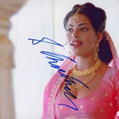 Sarita Choudhury Autograph Profile
