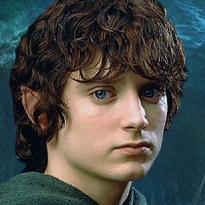 Elijah Wood Autograph Profile