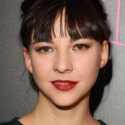 Erin Darke Autograph Profile