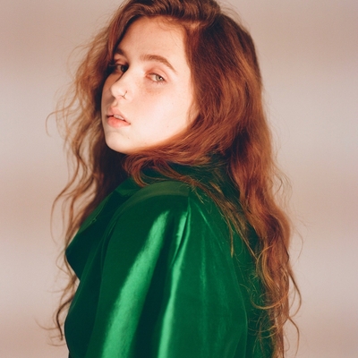 Clairo Autograph Profile