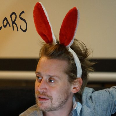 Macaulay Culkin Autograph Profile