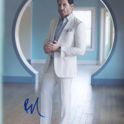Edgar Ramírez Autograph Profile