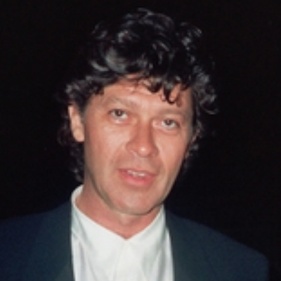 Robbie Robertson Autograph Profile