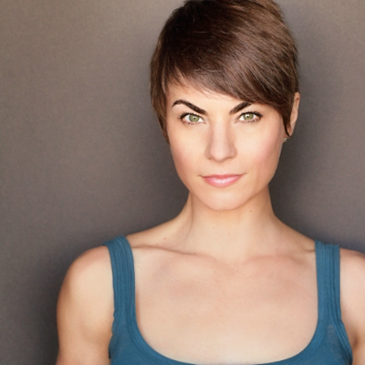 Traci Dinwiddie Autograph Profile