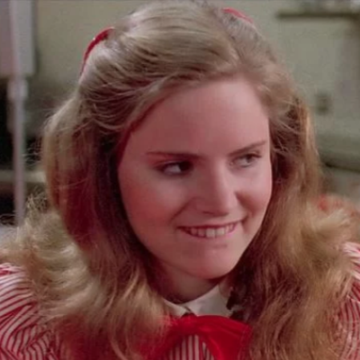 Jennifer Jason Leigh Autograph Profile