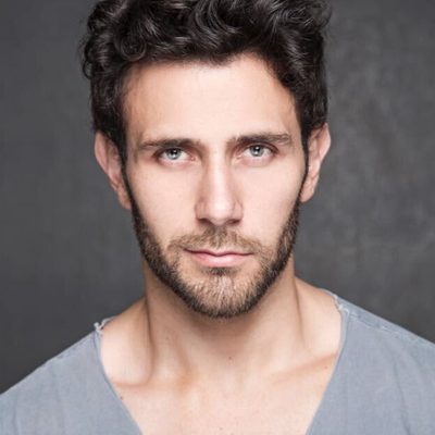 Carlos Ferro Autograph Profile