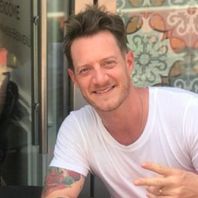 Tyler Hubbard Autograph Profile