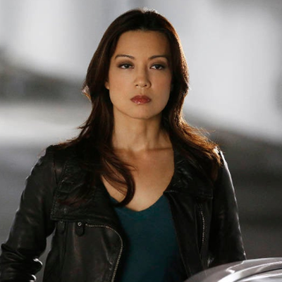 Ming-Na Wen Autograph Profile