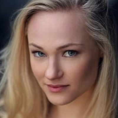 Jessica Madsen Autograph Profile