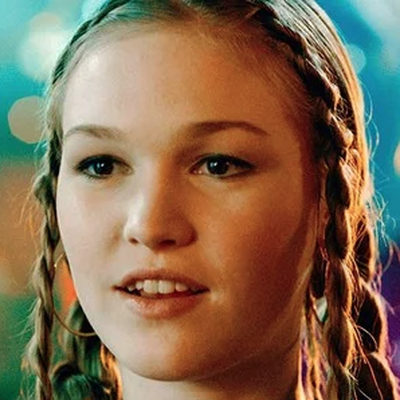 Julia Stiles