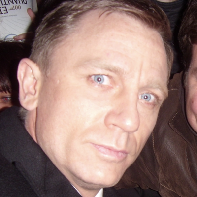 Daniel Craig