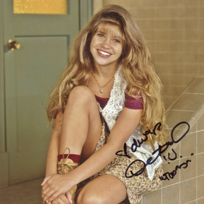 Danielle Fishel Autograph Profile
