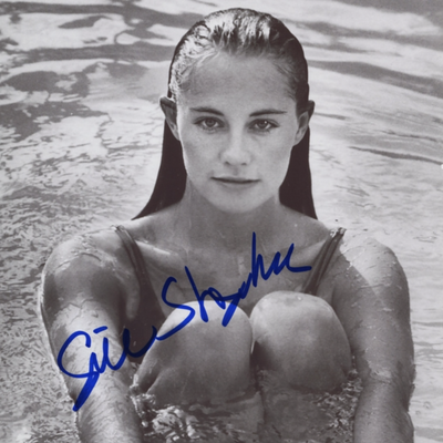 Cybill Shepherd Autograph Profile