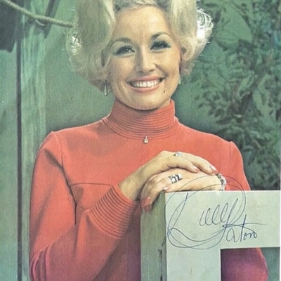 Dolly Parton Autograph Profile