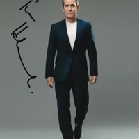 Tom Hollander