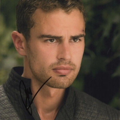 Theo James Theo James