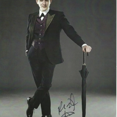 Robin Lord Taylor Autograph Profile