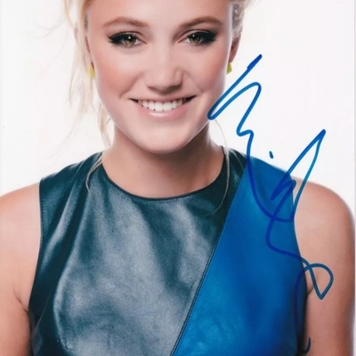 Maika Monroe Maika Monroe