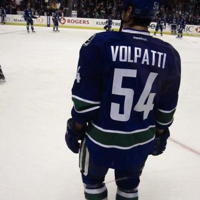 Aaron Volpatti Autograph Profile