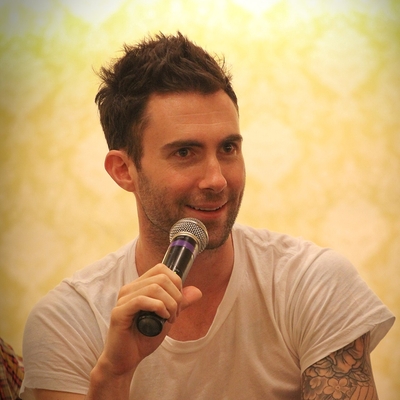 Adam Levine Autograph Profile