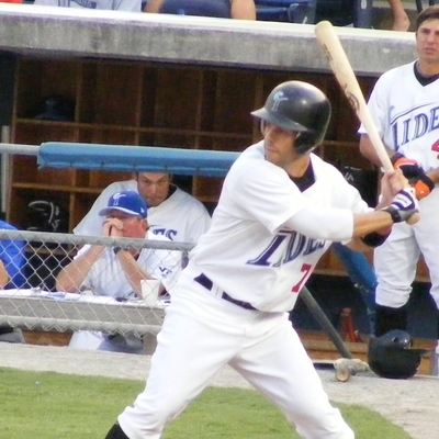 Adam Stern Autograph Profile
