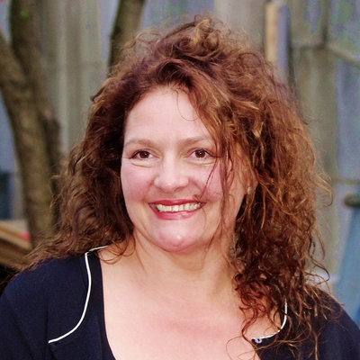Aida Turturro Autograph Profile Aida Turturro Autograph Profile