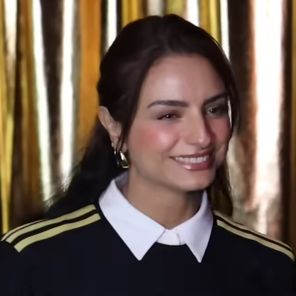 Aislinn Derbez