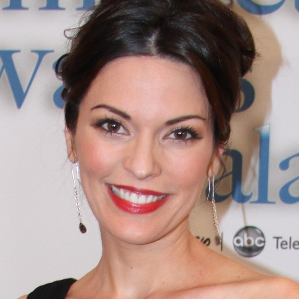 Alana de la Garza