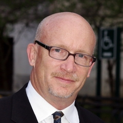 Alex Gibney