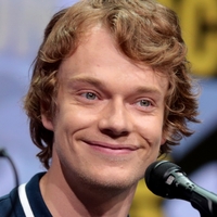 Alfie Allen
