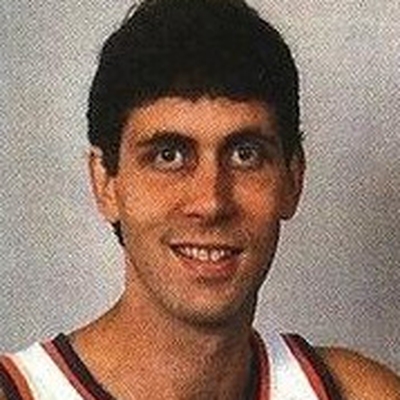 Alvan Adams Autograph Profile