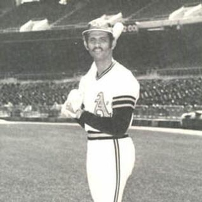 Angel Mangual Autograph Profile