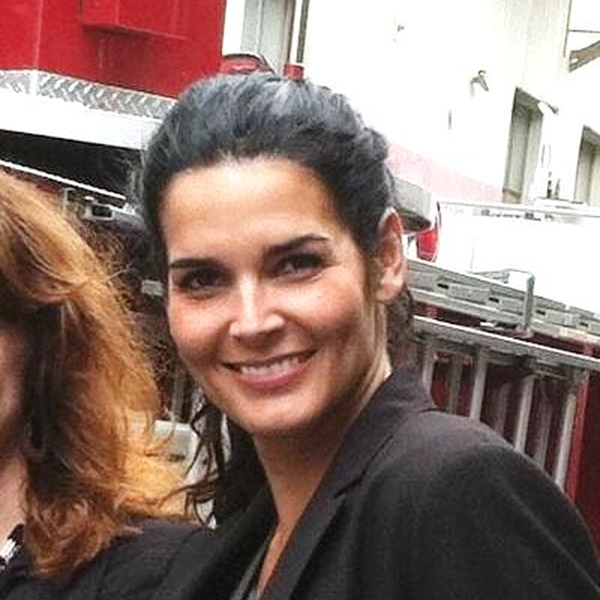 Angie Harmon