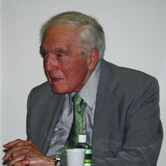 Angus Scrimm