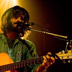 Angus Stone