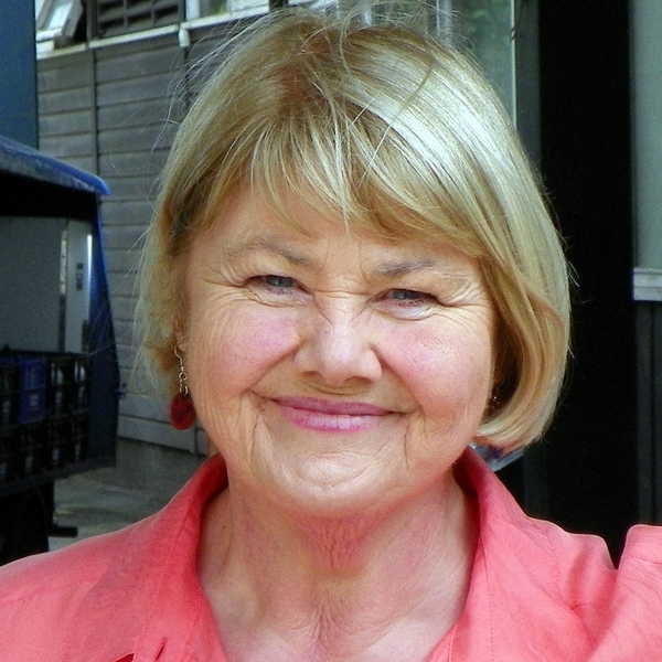 Annette Badland