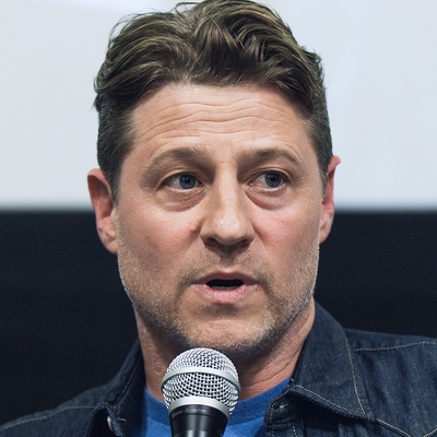 Benjamin McKenzie Autograph Profile