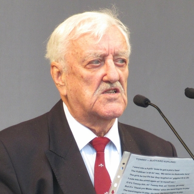 Bernard Cribbins