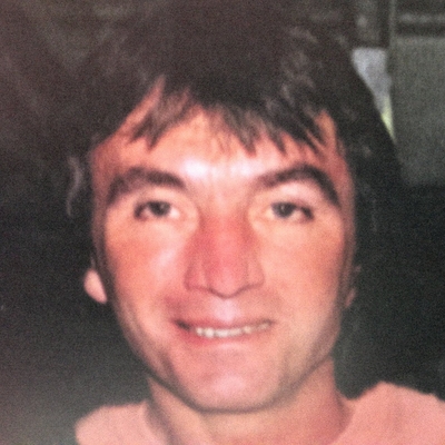 Billy Bonds Autograph Profile