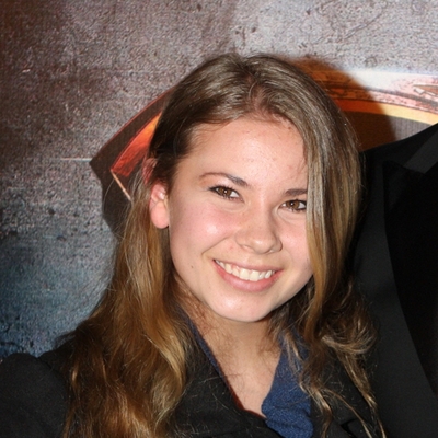 Bindi Irwin Autograph Profile