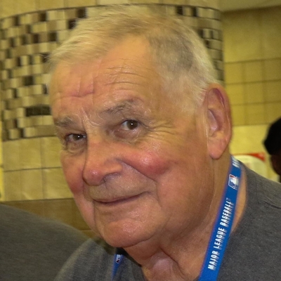 Bobby Cox Autograph Profile