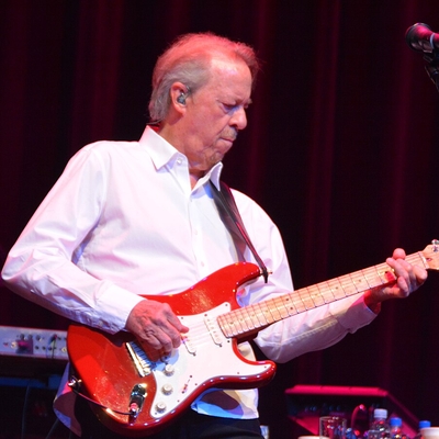 Boz Scaggs Autograph Profile