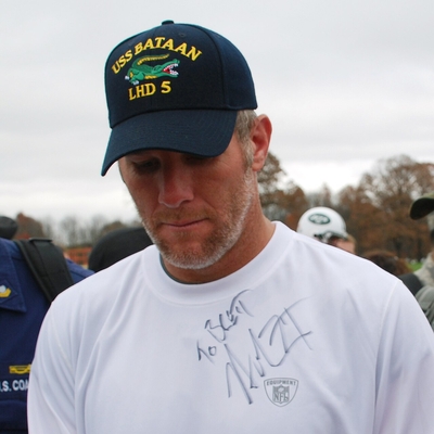 Brett Favre Autograph Profile