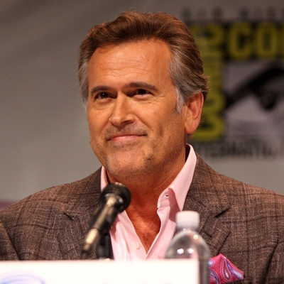 Bruce Campbell Autograph Profile