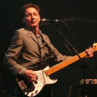 Bruce Foxton Autograph Profile