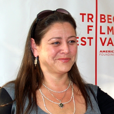 Camryn Manheim Autograph Profile