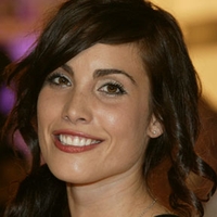Carly Pope