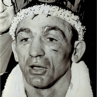 Carmen Basilio Autograph Profile