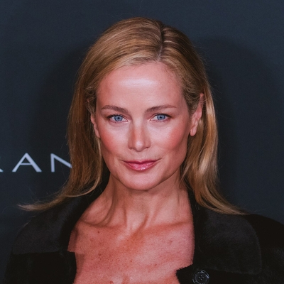 Carolyn Murphy Autograph Profile