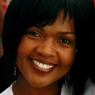 Cece Winans Autograph Profile